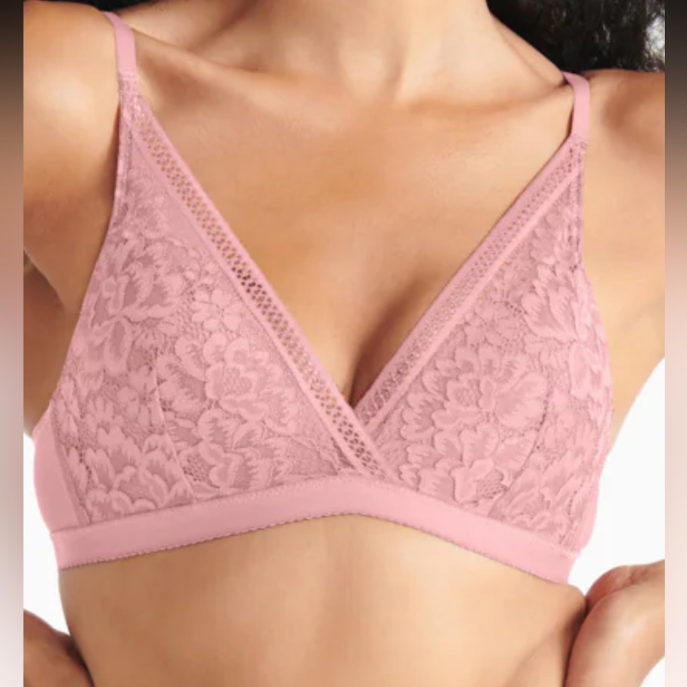 Knix Lace Deep-V bra. Size Small